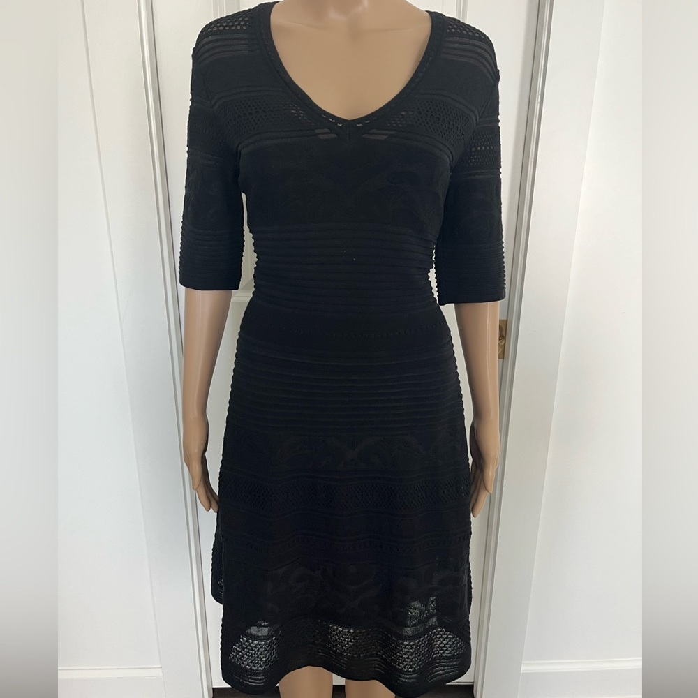 M Missoni black short sleeve v-neck tea length dress